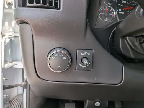 Used 2025 GMC Savana 3500 LT w/ LT Preferred Equipment Group RWD image 30
