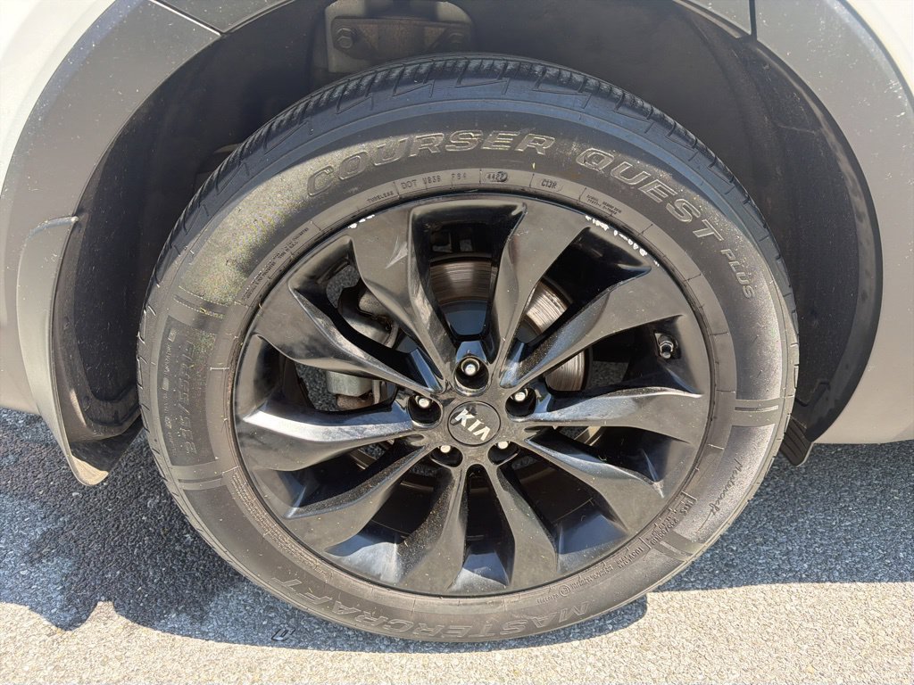 Used 2020 Kia Sorento S AWD/4WD image 12