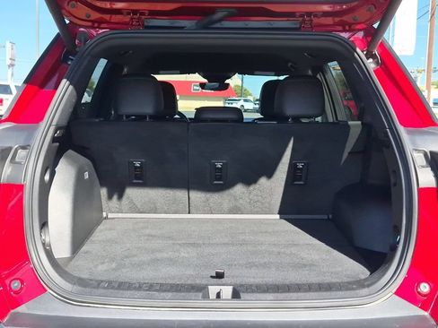Certified 2025 Chevrolet Equinox LT w/ Convenience Package II FWD image 25