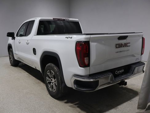 Used 2019 GMC Sierra 1500 SLE AWD/4WD image 5