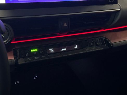 New 2026 Toyota Prius Plug-In Hybrid image 21