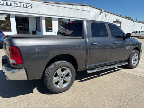 Used 2017 RAM 1500 Big Horn image 6