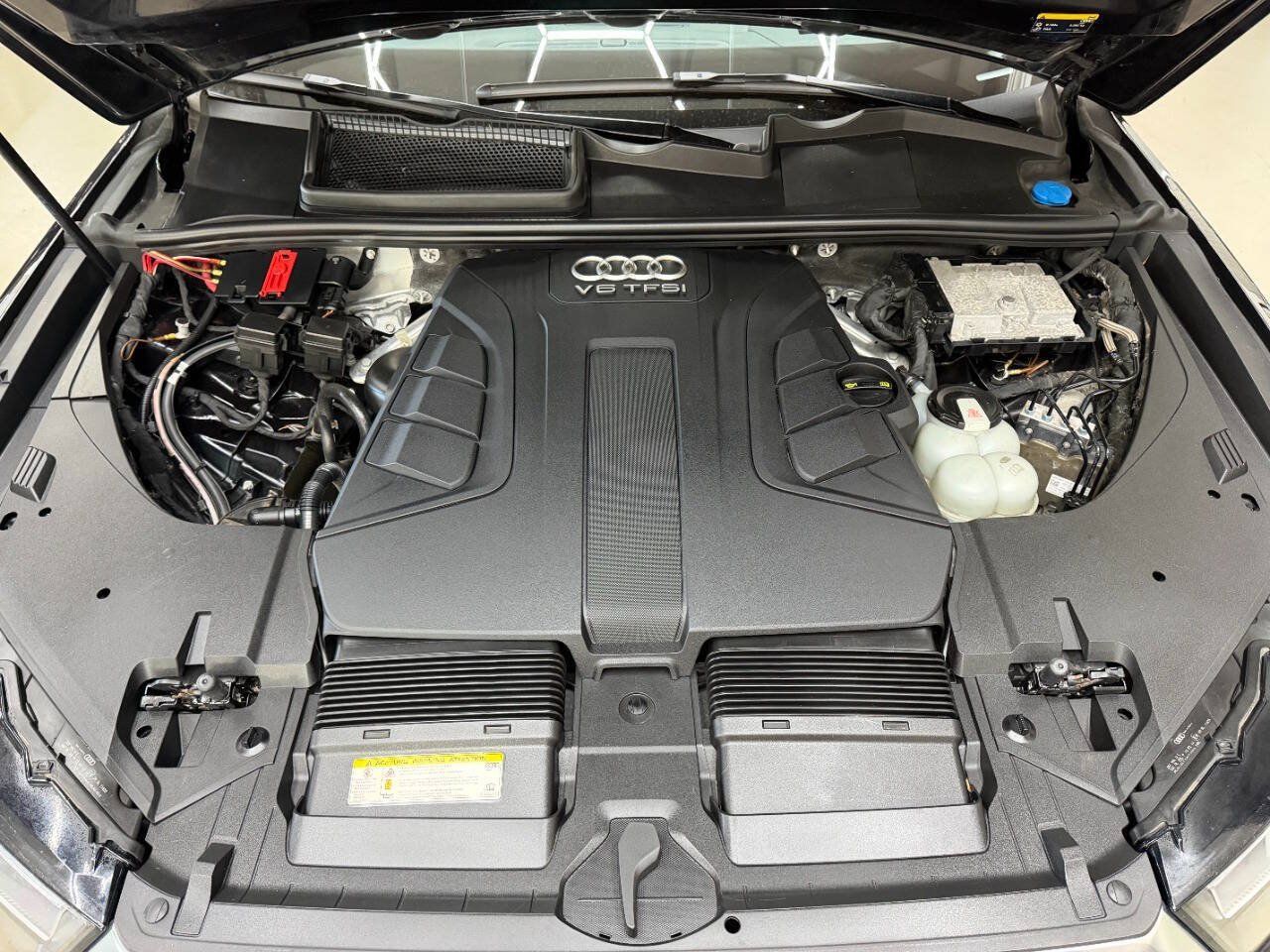 Used 2018 Audi Q7 3.0T Prestige AWD/4WD image 7