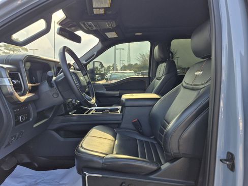 Certified 2024 Ford F250 Platinum image 8