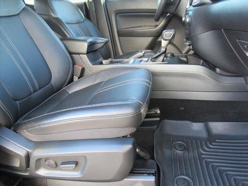Used 2019 Ford Ranger Lariat w/ Black Appearance Package image 14
