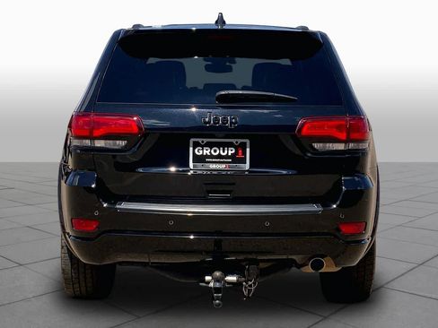 Used 2022 Jeep Grand Cherokee Laredo X RWD image 5