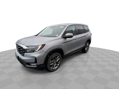 Used 2023 Honda Passport EX-L image 4