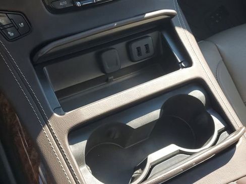 Certified 2019 Chevrolet Tahoe Premier AWD/4WD image 31