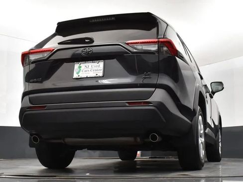 Used 2023 Toyota RAV4 LE image 13