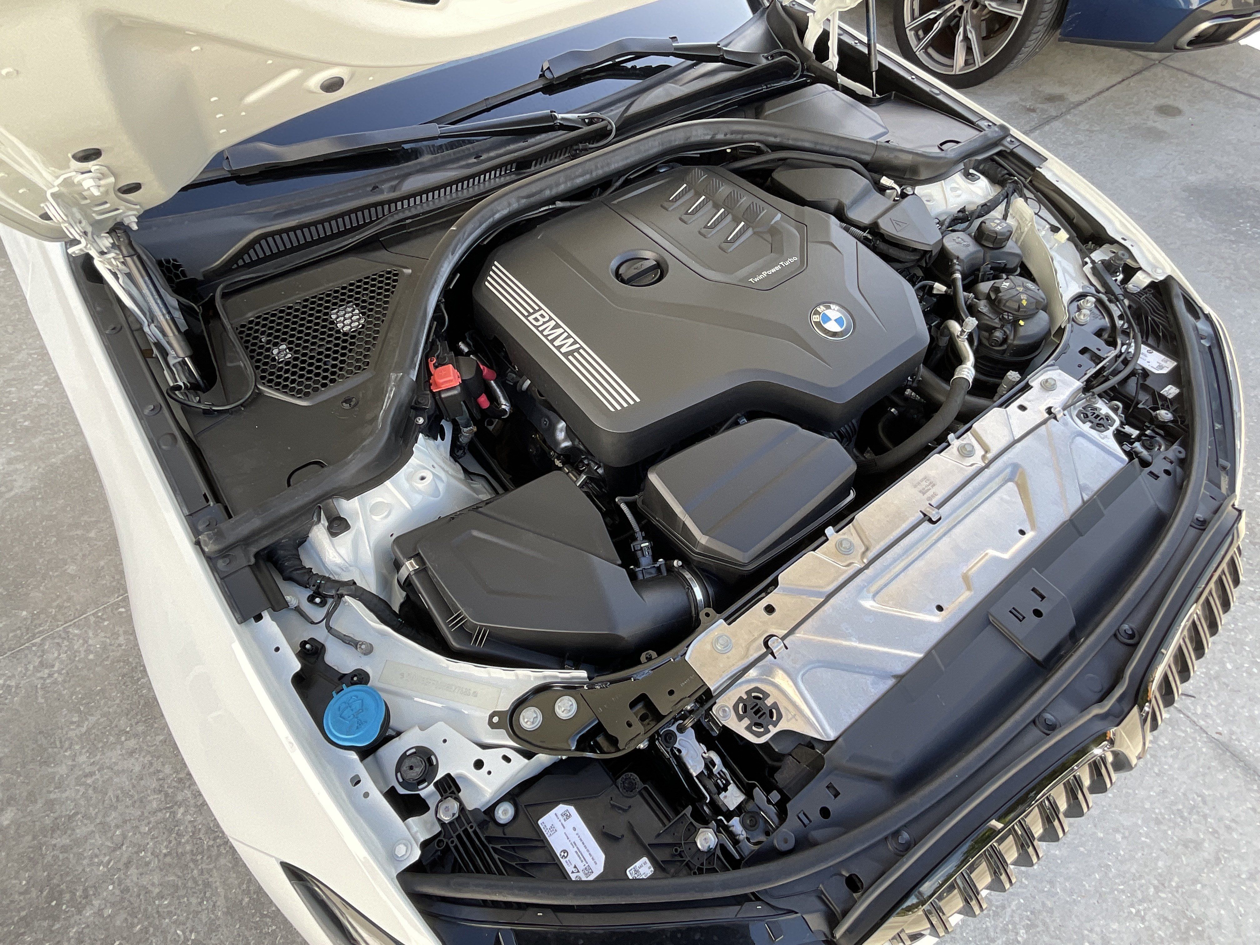 Certified 2024 BMW 330i Sedan w/ M Sport Package RWD image 35