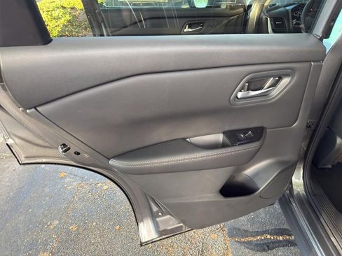 New 2026 Nissan Rogue SV image 29