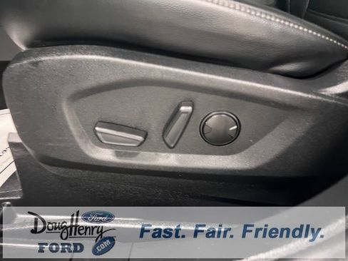 Used 2023 Ford Edge SEL image 26