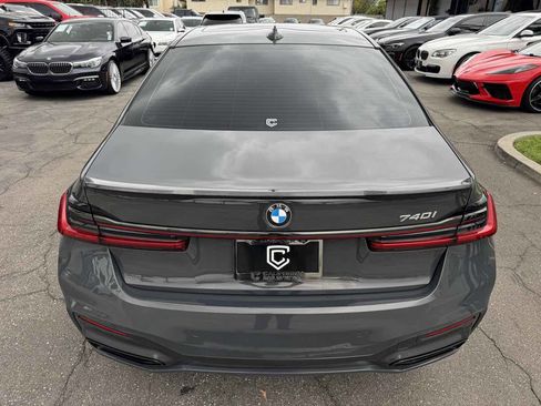 Used 2020 BMW 740i w/ M Sport Package image 5