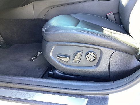 Used 2019 Genesis G80 3.8 image 10