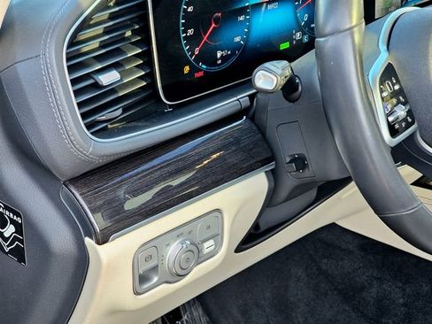 Used 2020 Mercedes-Benz GLS 450 4MATIC image 18