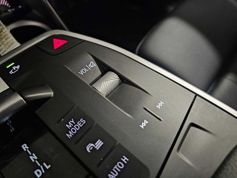 Used 2023 BMW X1 xDrive28i w/ Premium Package image 23