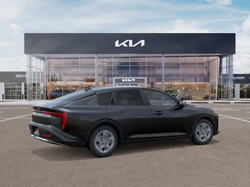 New 2025 Kia K4 image 6