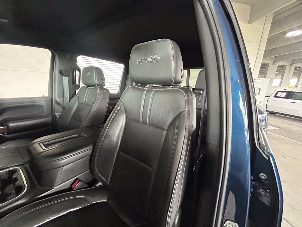 Used 2021 Chevrolet Silverado 3500 High Country AWD/4WD image 17