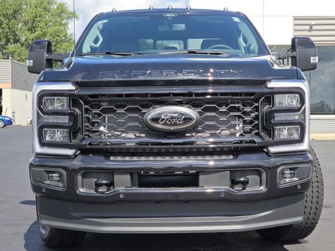 New 2026 Ford F350 Lariat w/ Black Appearance Package AWD/4WD image 15