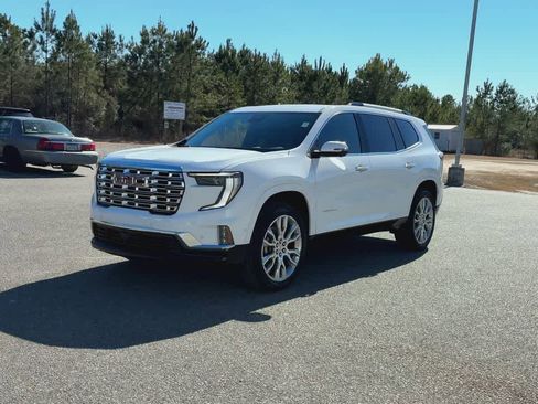 New 2026 GMC Acadia Denali w/ Super Cruise Package FWD image 4
