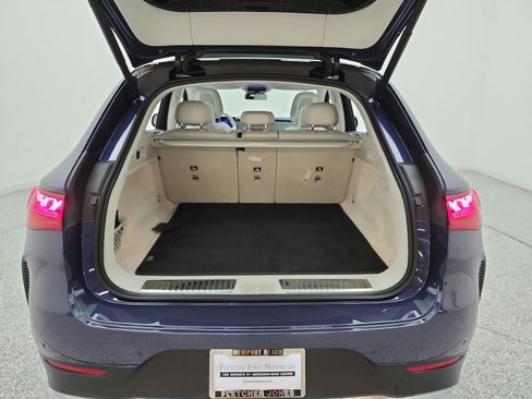 Certified 2026 Mercedes-Benz EQE 320 4MATIC SUV image 17