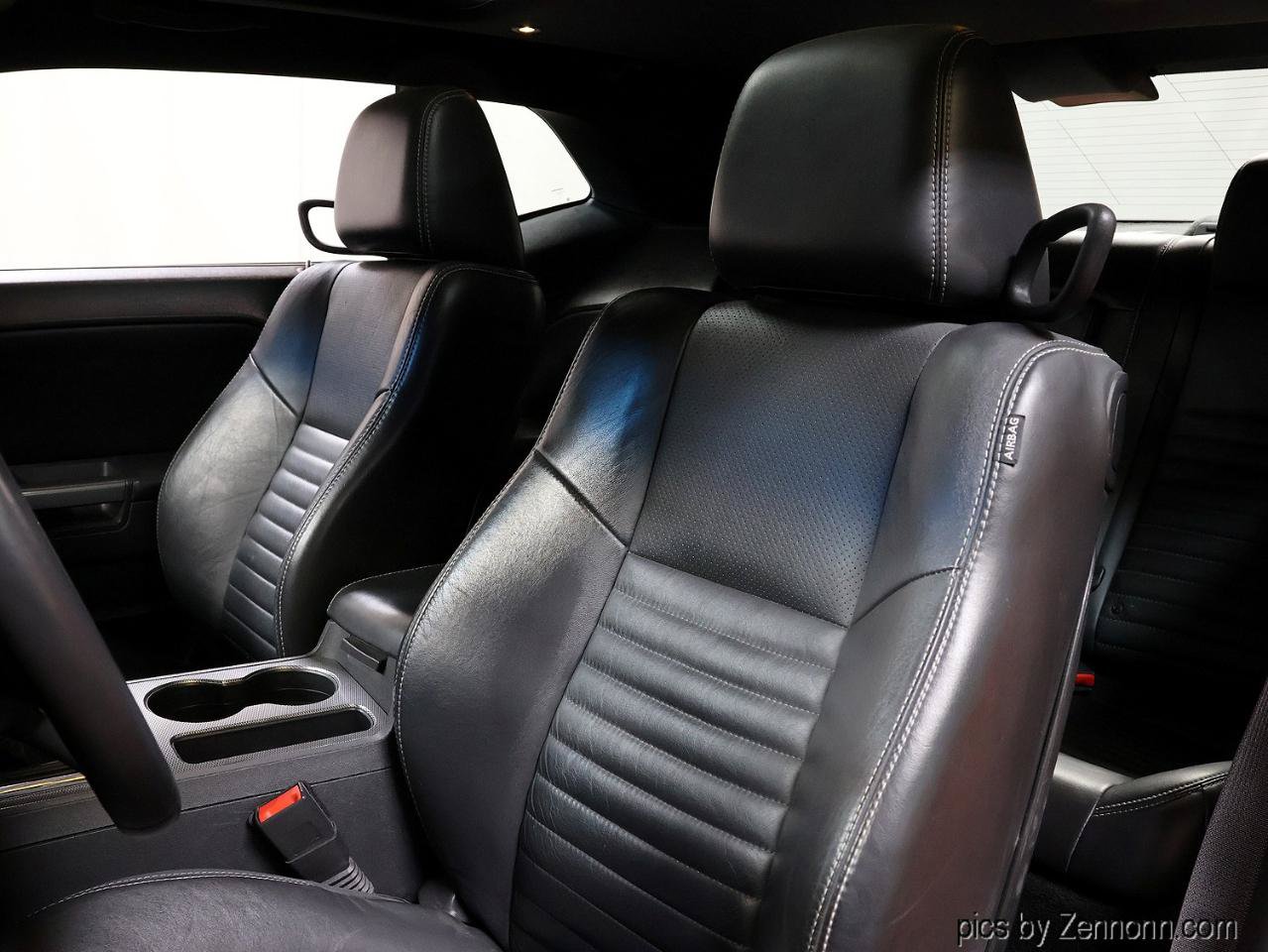 Used 2014 Dodge Challenger R/T Plus RWD image 26