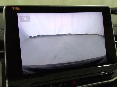 Certified 2022 Jeep Compass Limited image 29