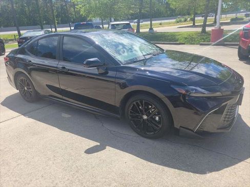 Certified 2025 Toyota Camry SE w/ Convenience Package image 10