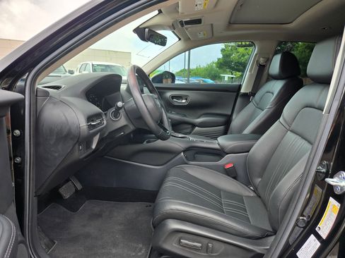 Used 2025 Honda HR-V EX-L image 9