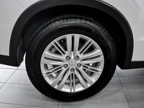 Used 2024 Mitsubishi Outlander ES image 37