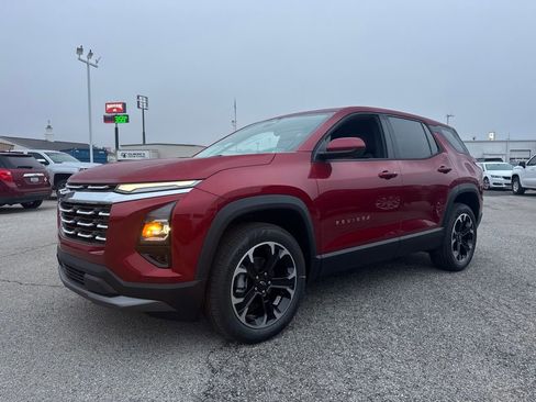 New 2026 Chevrolet Equinox LT w/ Convenience Package II image 2