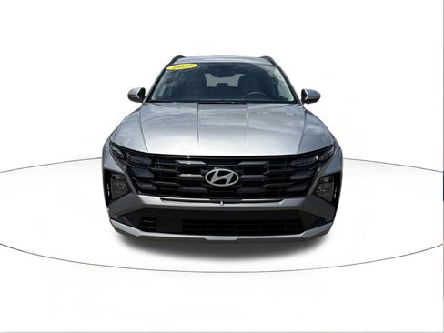 Used 2025 Hyundai Tucson SEL FWD image 8