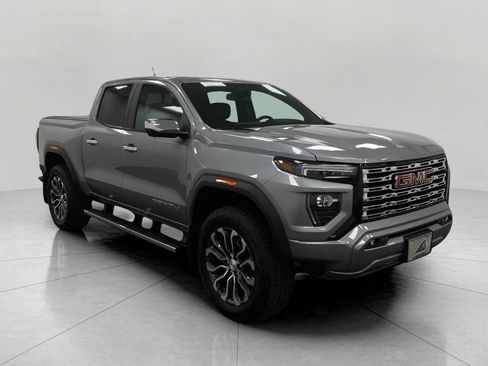 Used 2026 GMC Canyon Denali AWD/4WD image 1