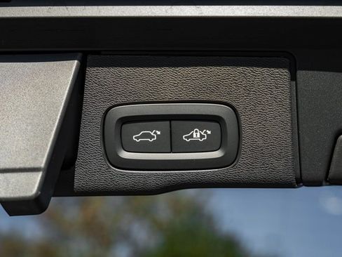 New 2026 Volvo XC60 B5 Plus w/ Protection Package Premier image 10