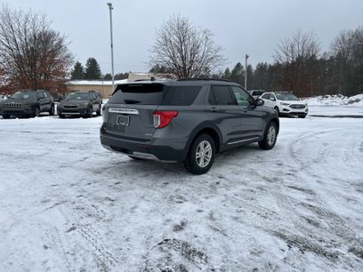 Certified 2022 Ford Explorer XLT w/ Equipment Group 202A
