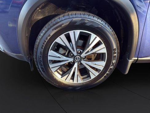 Used 2021 Nissan Rogue SV w/ Premium Package image 21
