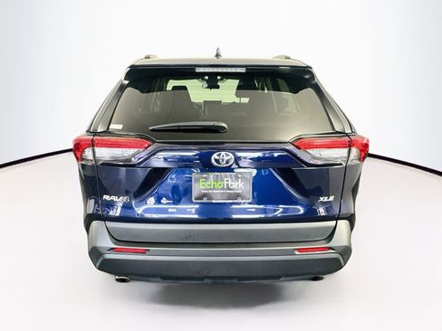 Used 2025 Toyota RAV4 XLE FWD image 7