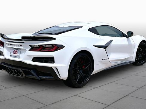 Used 2026 Chevrolet Corvette Z06 RWD image 13