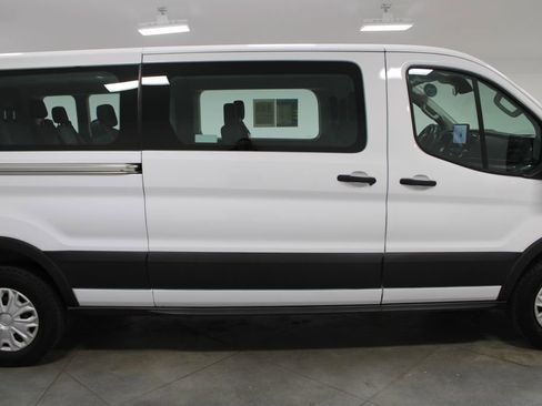 Used 2023 Ford Transit 350 XLT RWD image 11