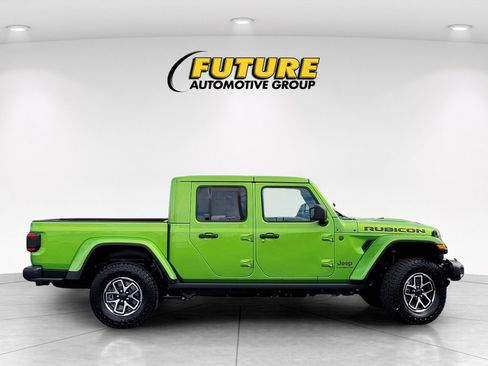 New 2025 Jeep Gladiator Rubicon image 3