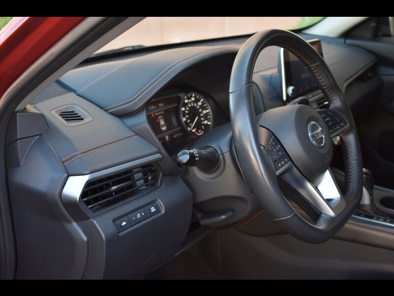 Used 2022 Nissan Altima 2.5 SR FWD image 15