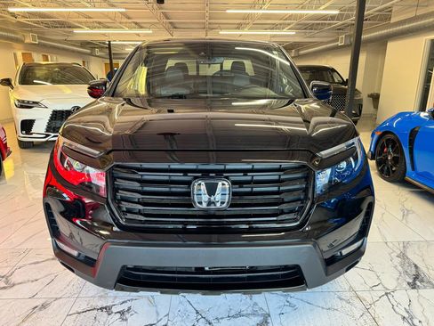 Used 2022 Honda Ridgeline Black Edition image 2