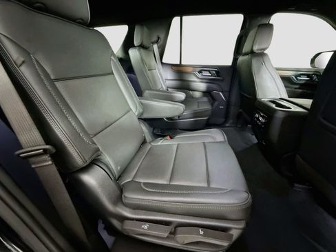 Used 2026 GMC Yukon Denali AWD/4WD image 27