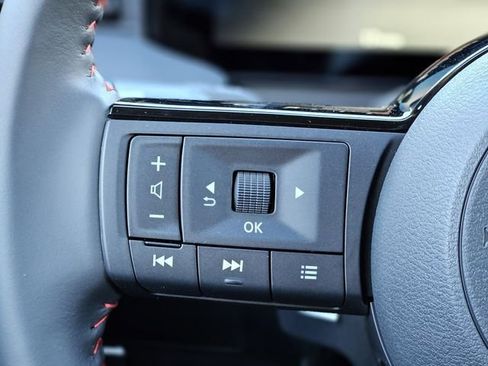 New 2026 Nissan Kicks SR FWD image 16