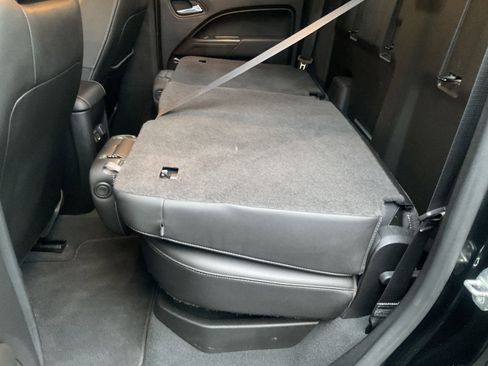 Used 2019 Chevrolet Colorado ZR2 image 37