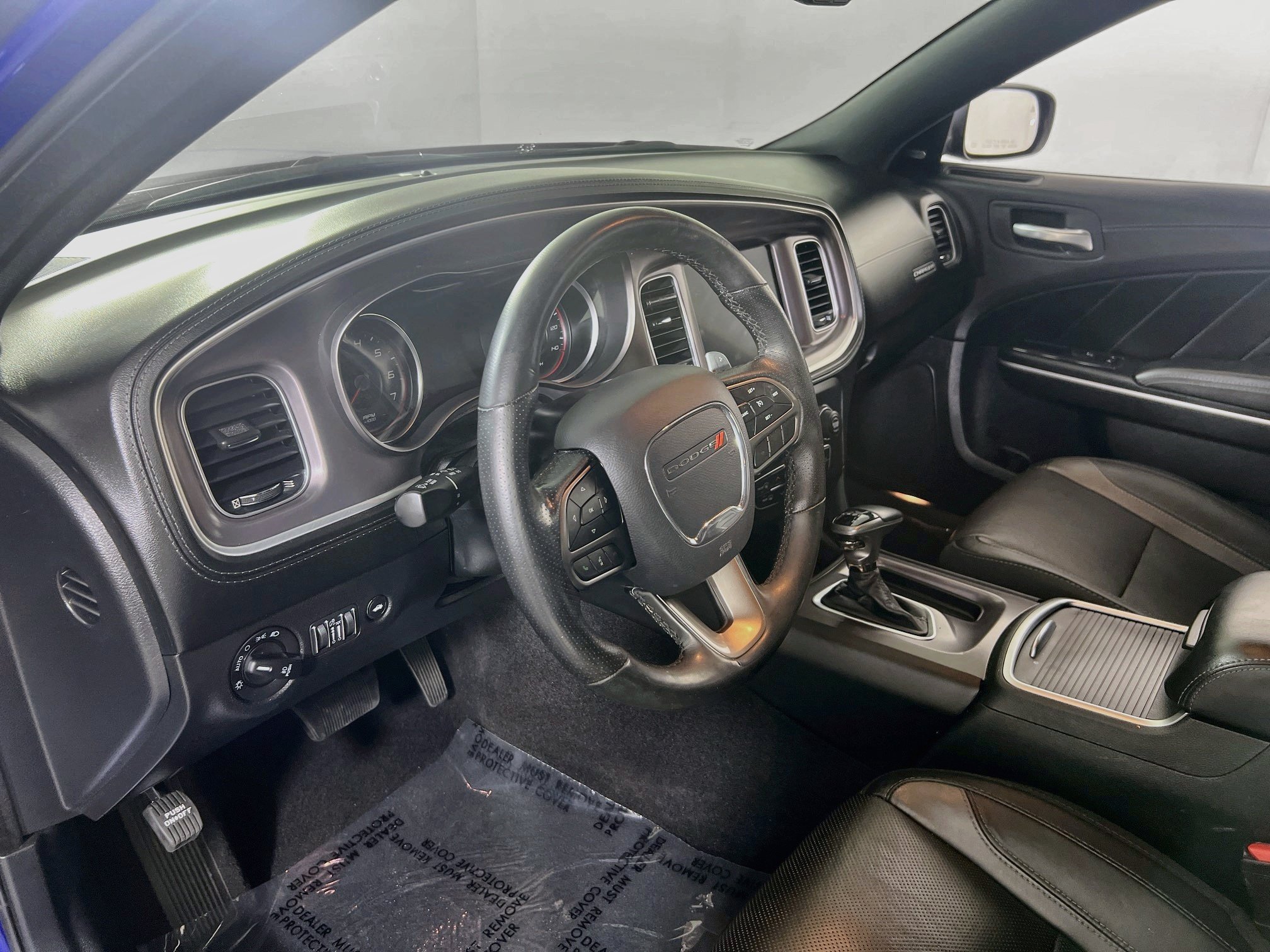 Used 2020 Dodge Charger SXT w/ Plus Group AWD/4WD image 9