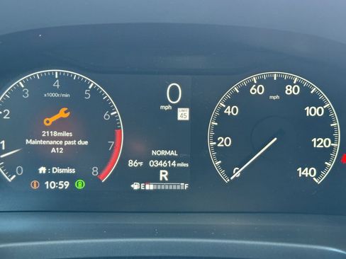 Used 2025 Honda Pilot TrailSport image 27