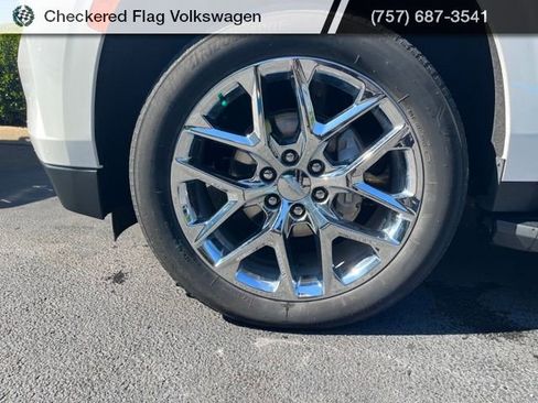 Used 2023 Chevrolet Tahoe Premier AWD/4WD image 7