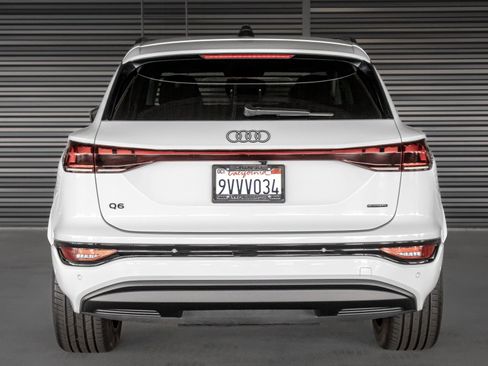 Certified 2025 Audi Q6 e-tron Premium Plus w/ Premium Plus AWD/4WD image 13