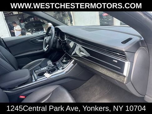 Used 2021 Audi Q8 Premium w/ Black Optic Package AWD/4WD image 14